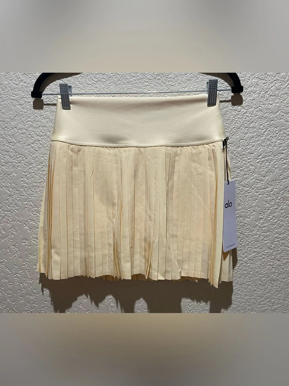 Alo Yoga NWT Grand Slam Tennis Skirt Shorts Underneath Candlelight Yellow Size M